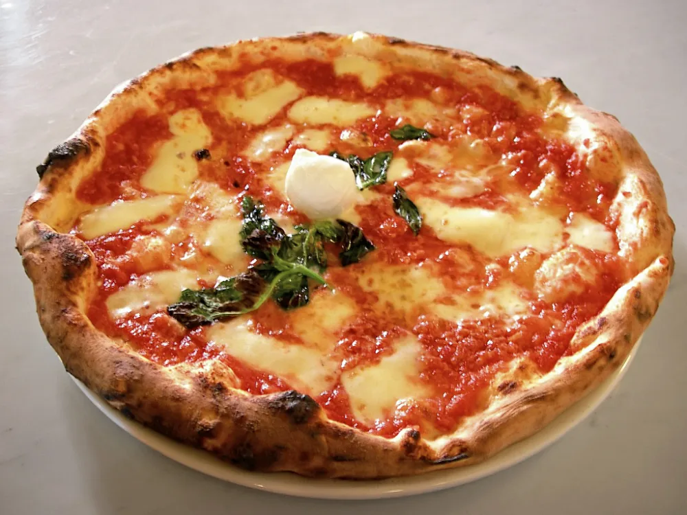 Pizza napolitana